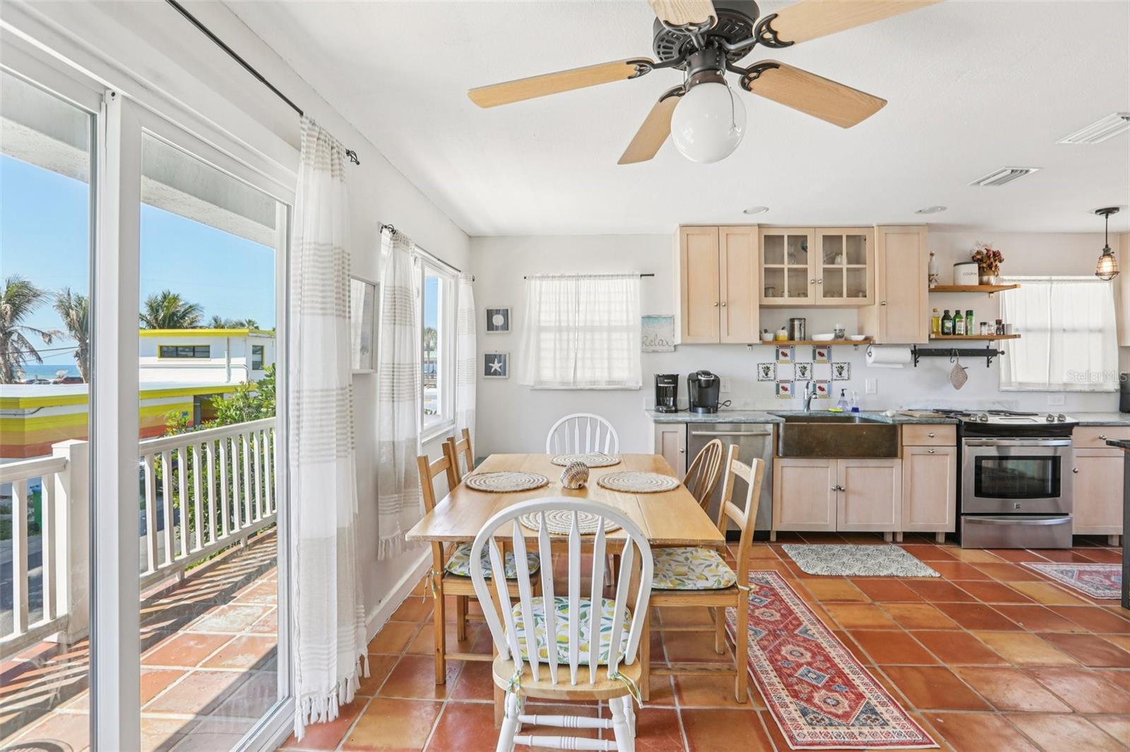 PENGUIN CABANA SUB - Residential