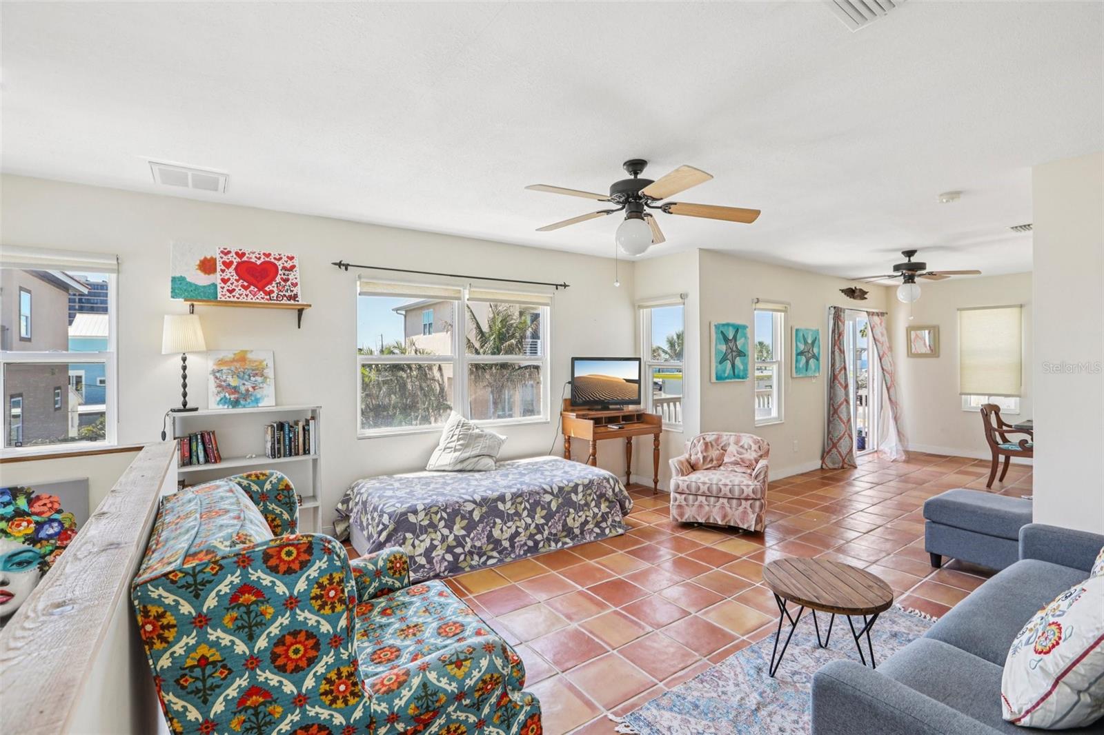 PENGUIN CABANA SUB - Residential