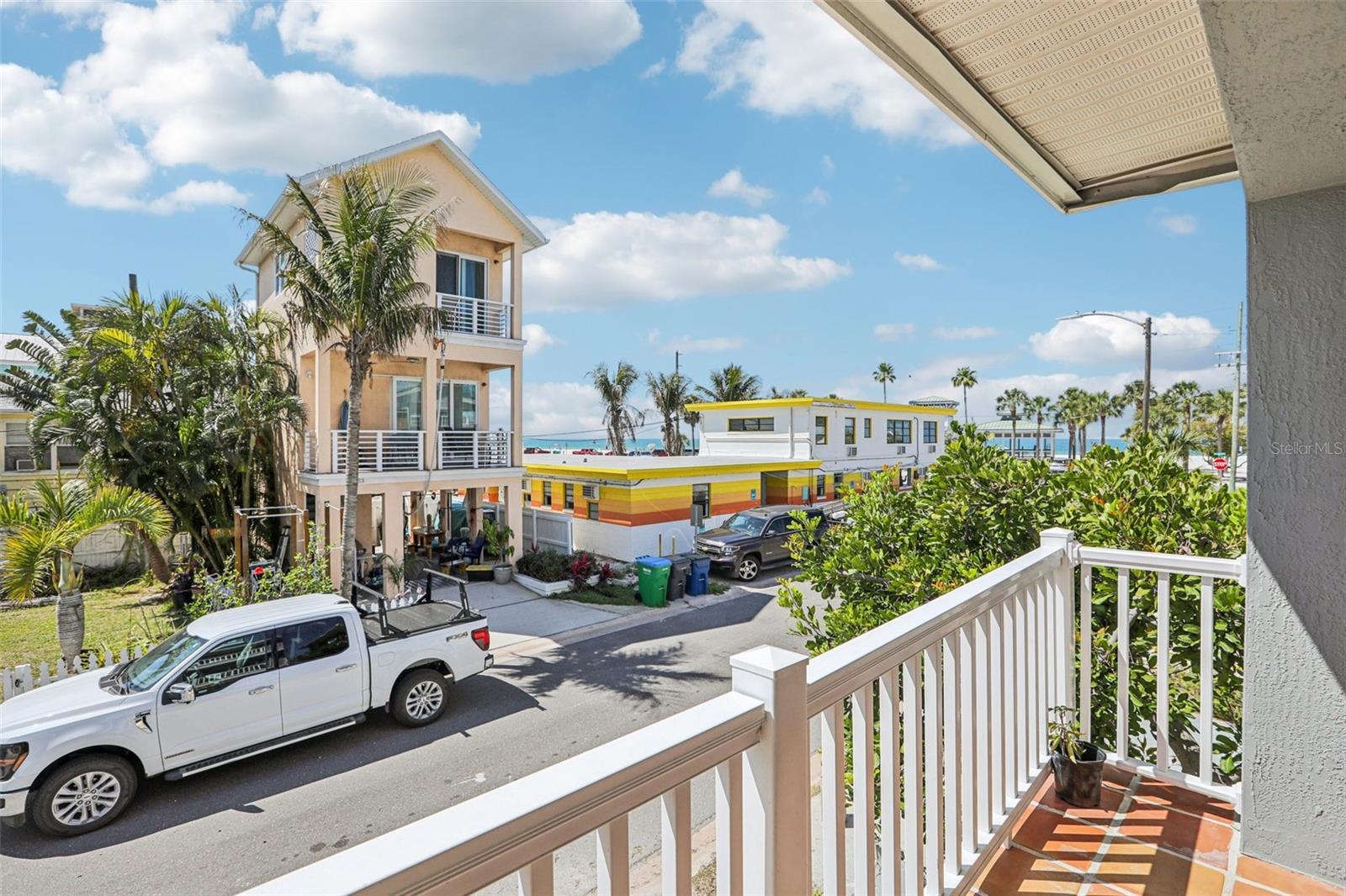 PENGUIN CABANA SUB - Residential