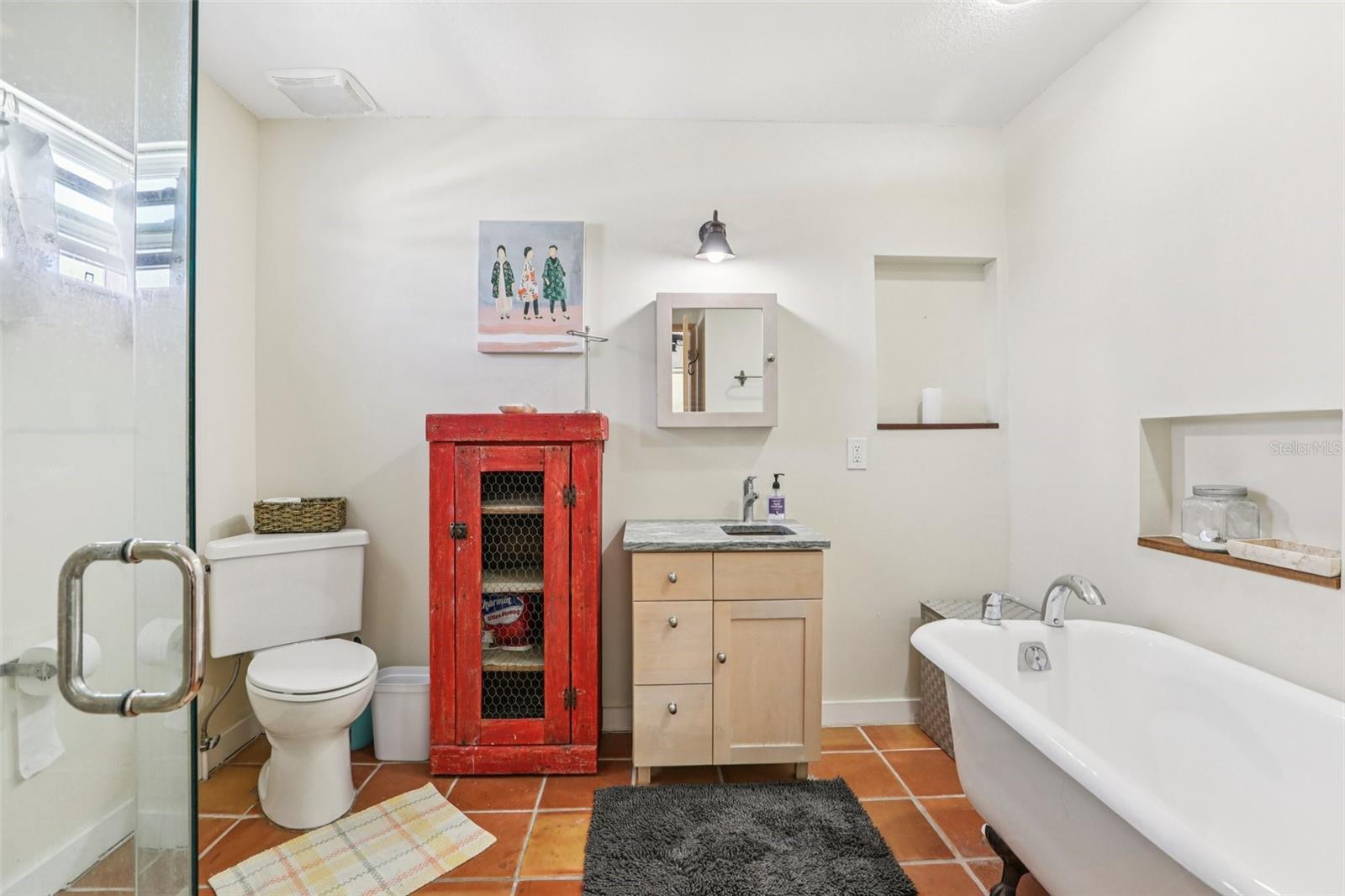 PENGUIN CABANA SUB - Residential