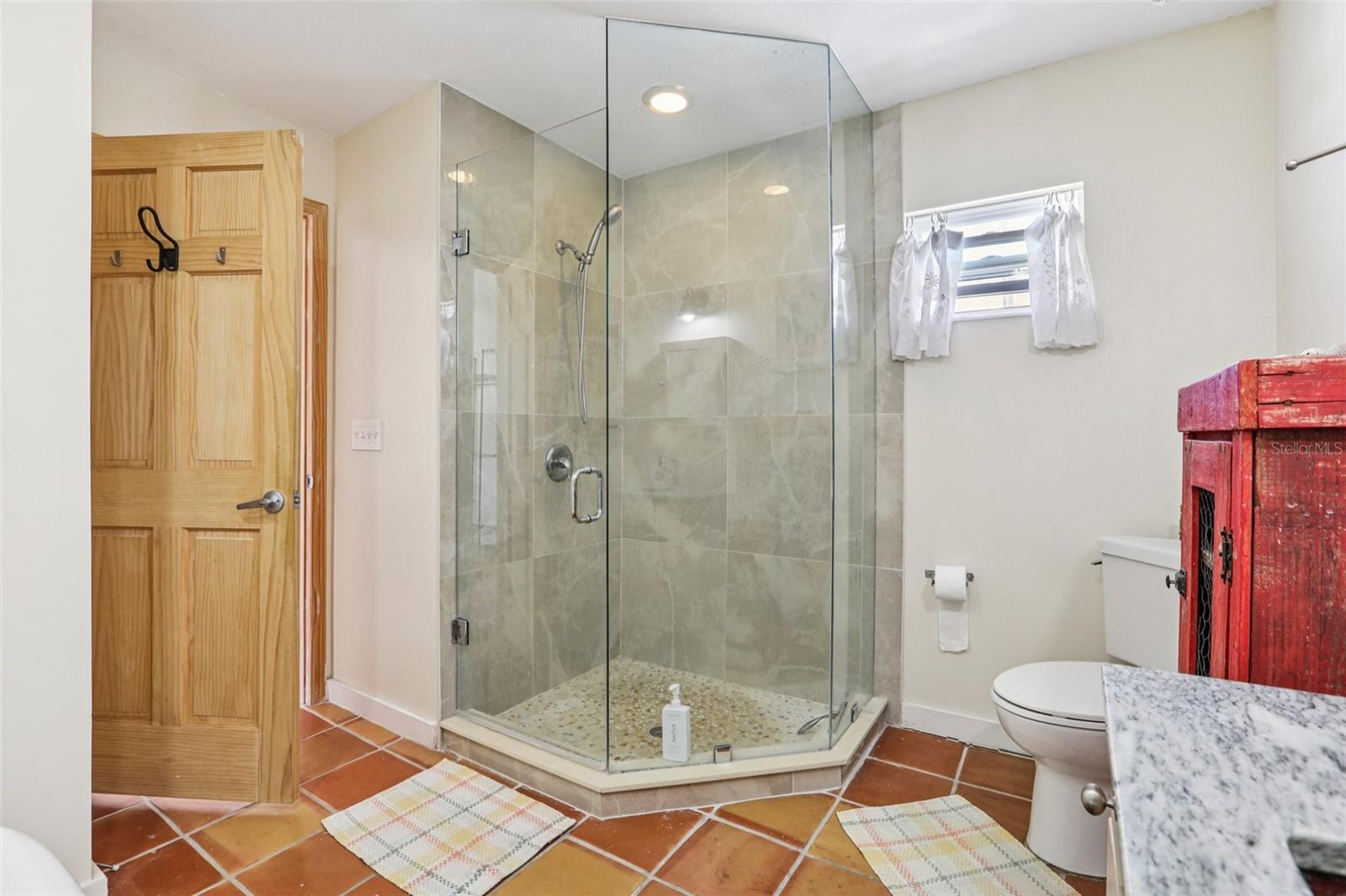 PENGUIN CABANA SUB - Residential