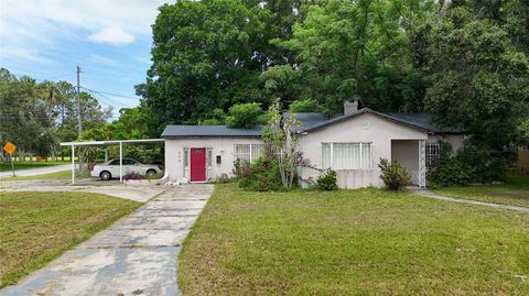 Photo of 635 Kingston Street S, St Petersburg, FL 33711 (MLS # TB8410678)