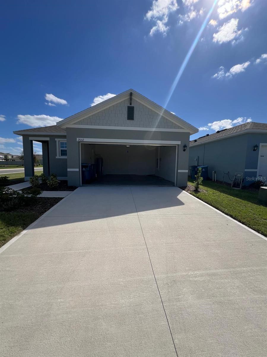 CASCADES - Residential Lease