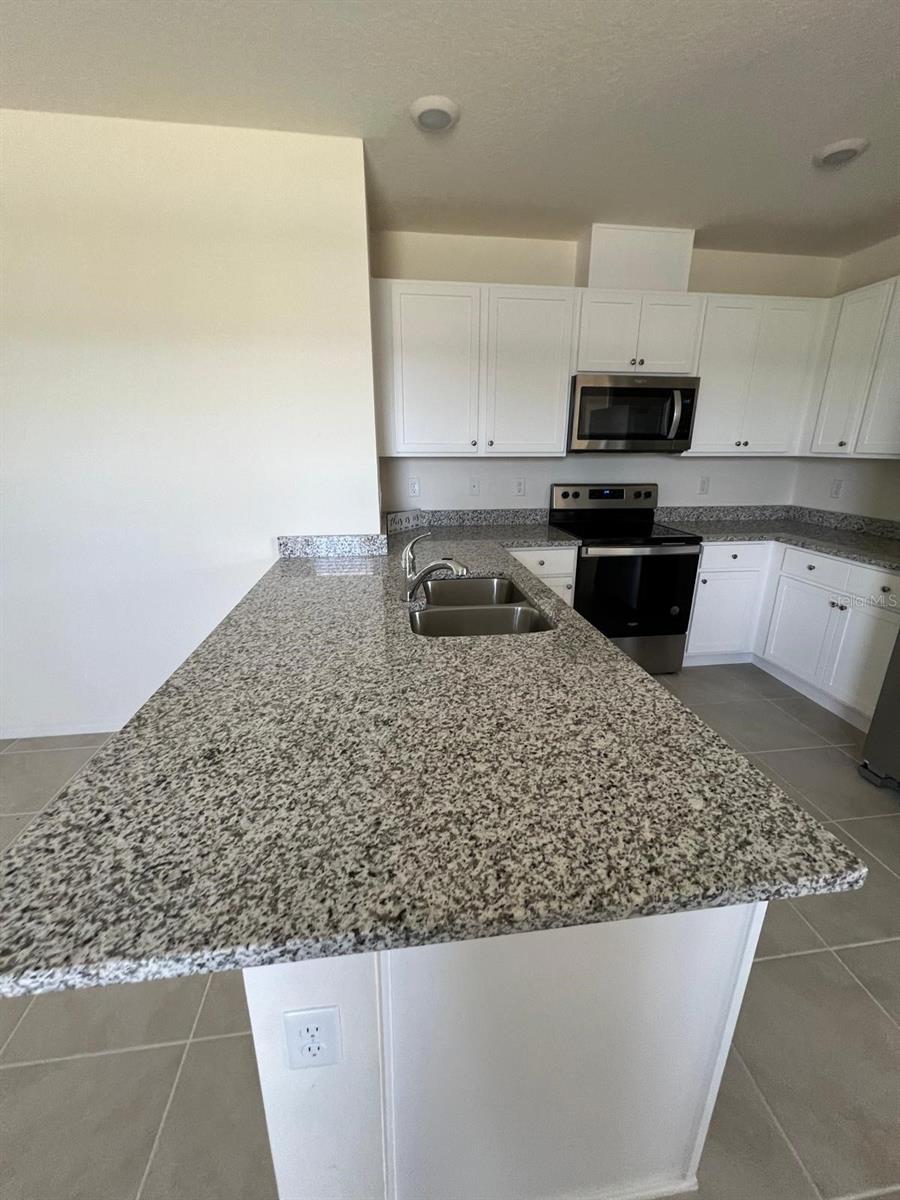CASCADES - Residential Lease