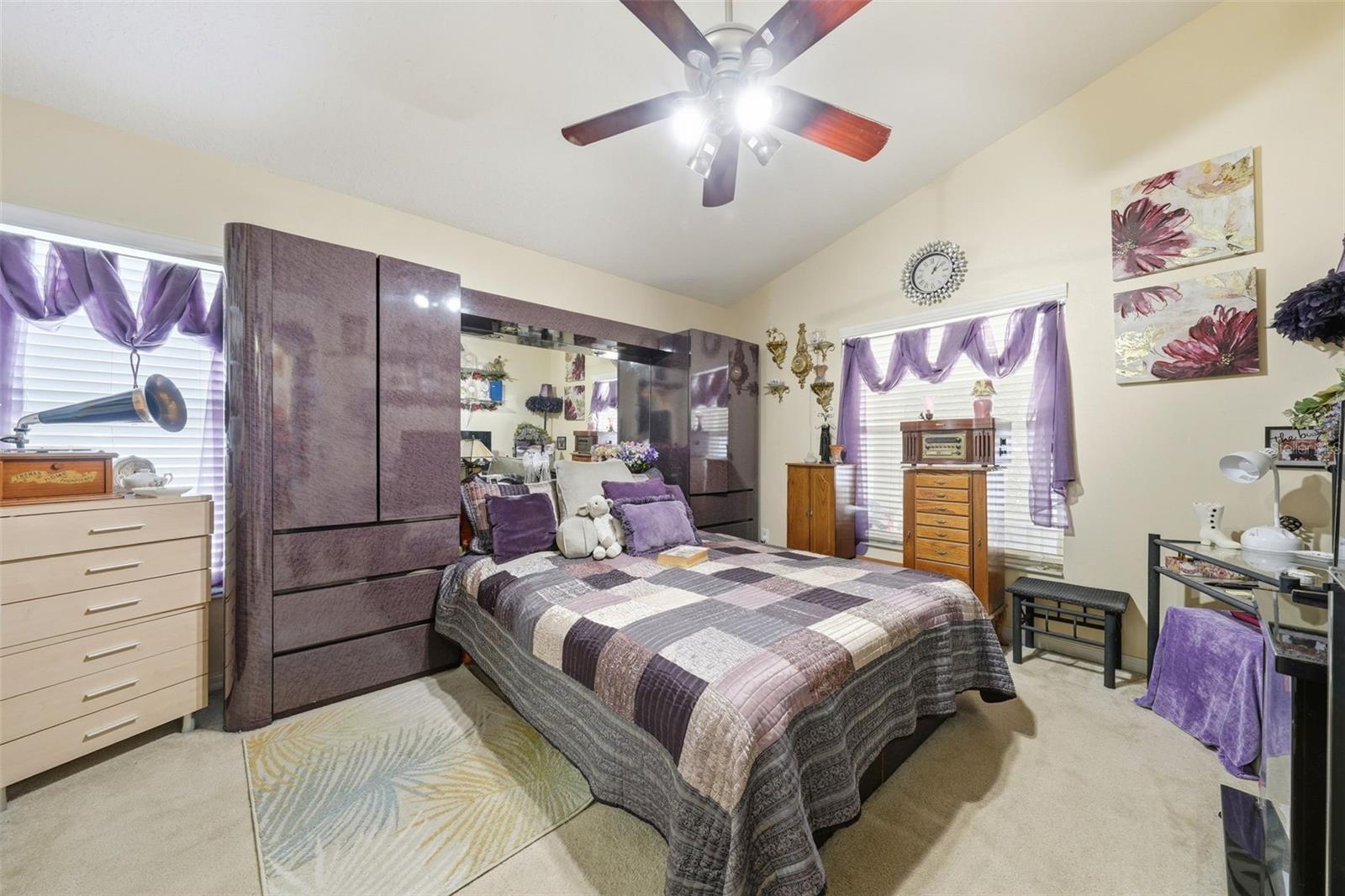 44 GABLES PH 03 - Residential