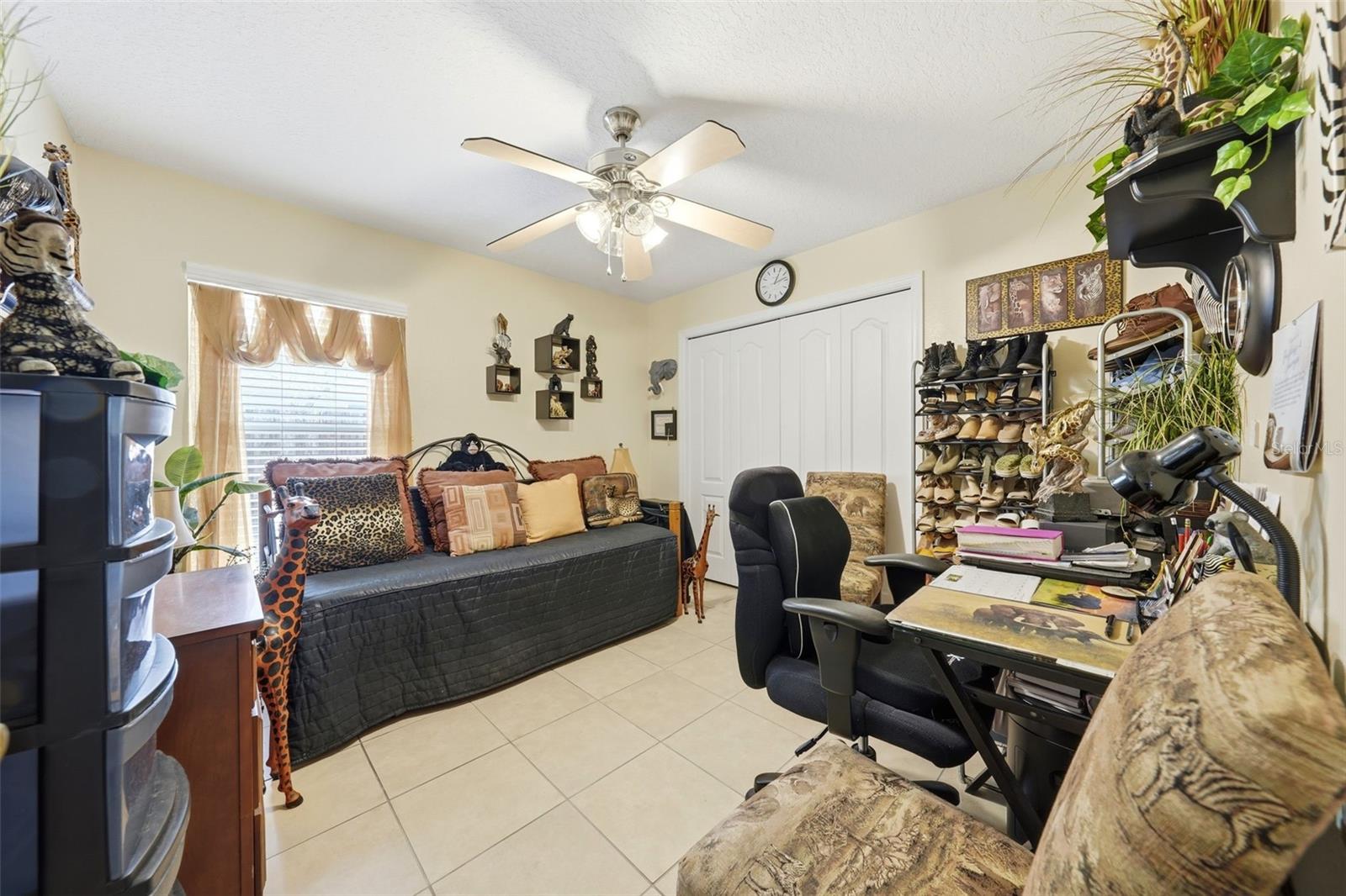 44 GABLES PH 03 - Residential