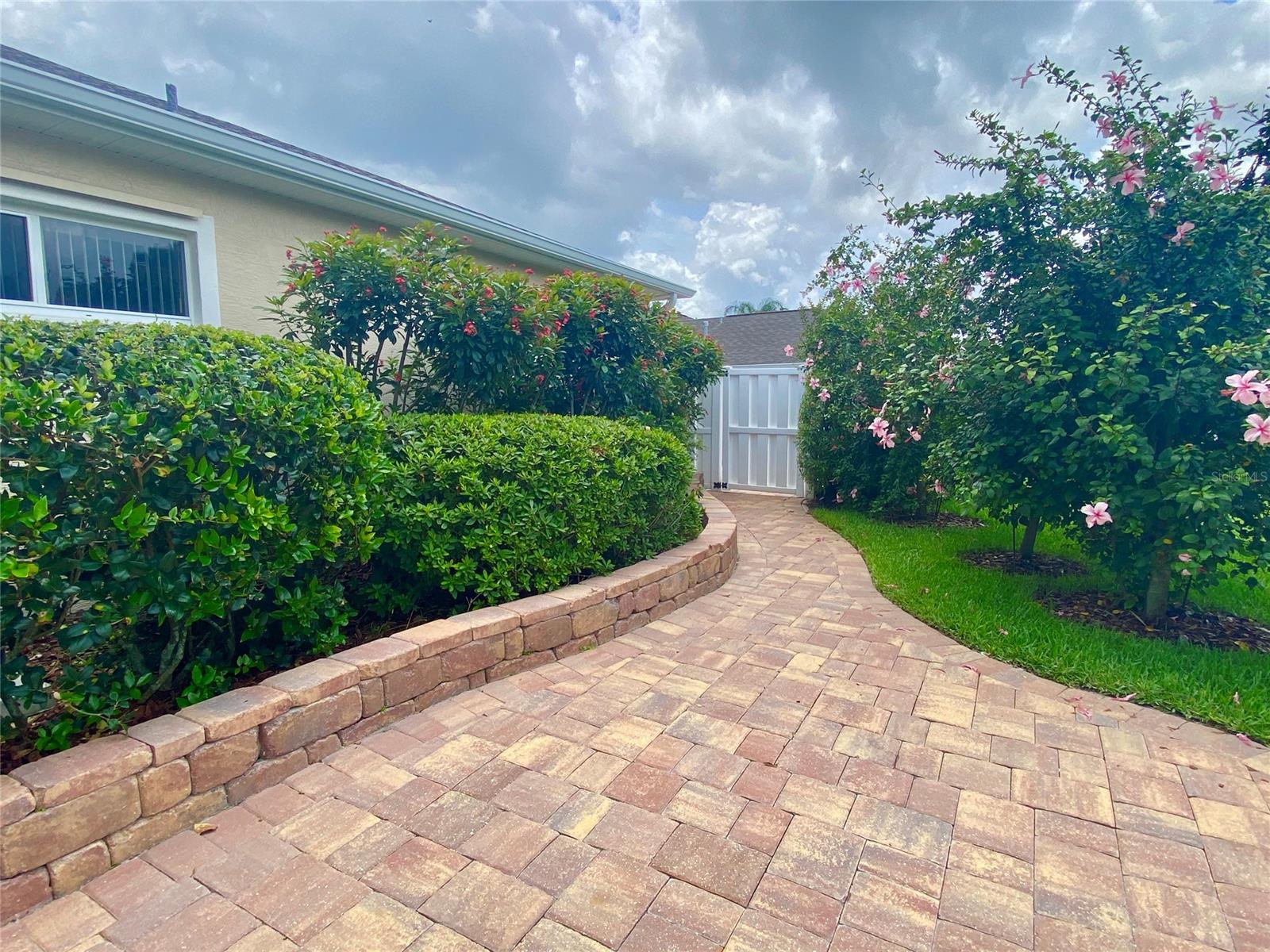 Inlet Villas - Residential