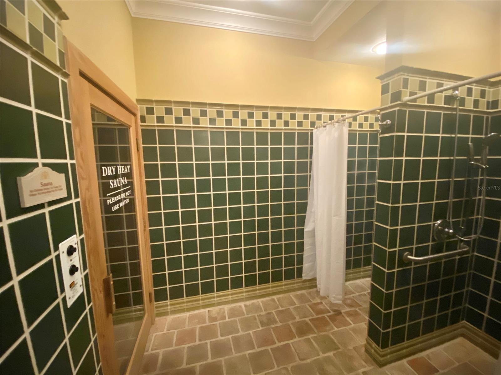 Inlet Villas - Residential