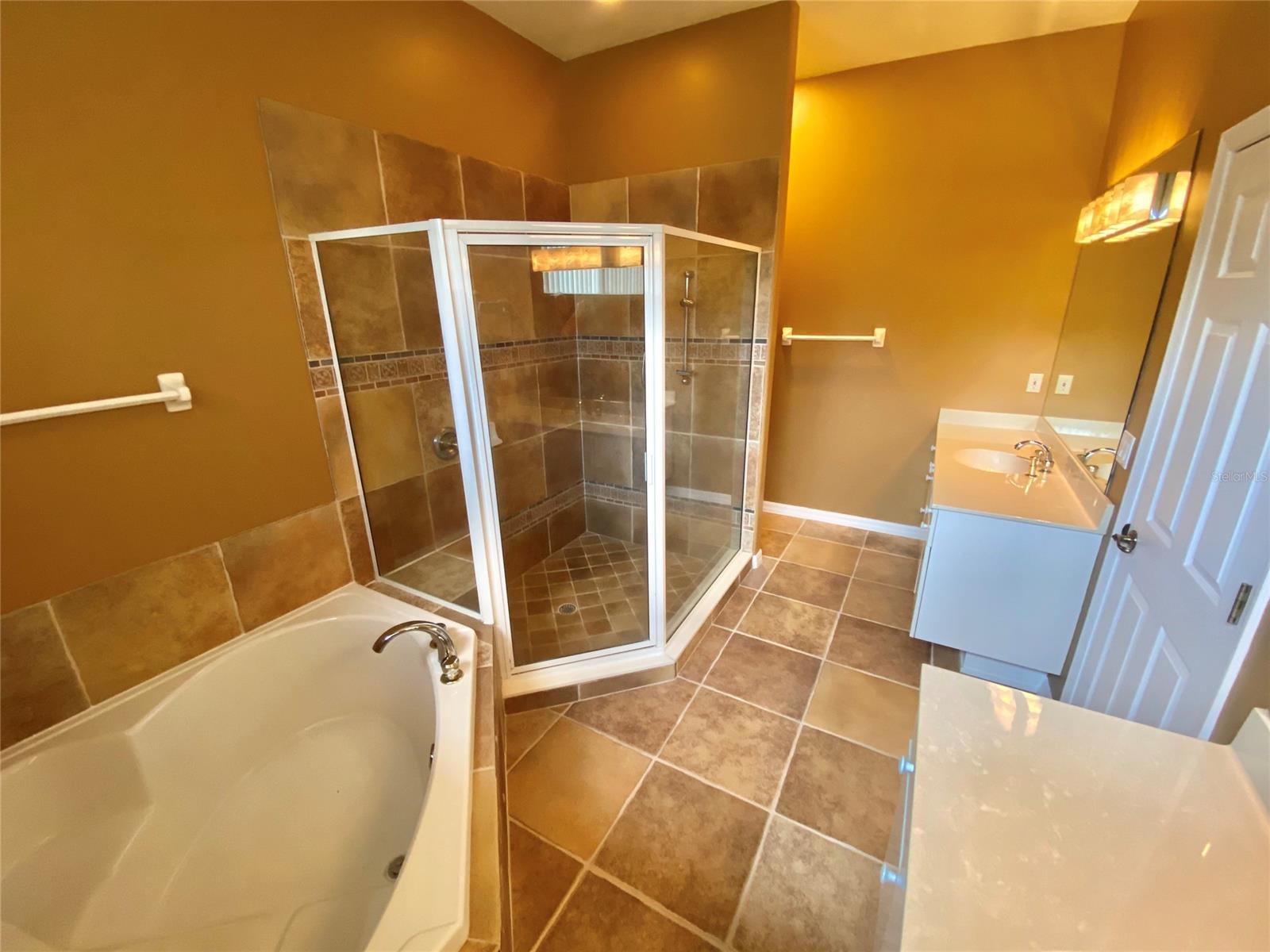 Inlet Villas - Residential