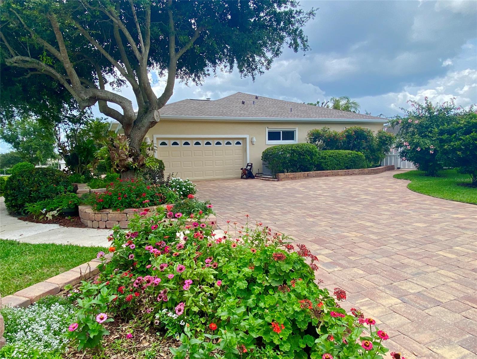 Inlet Villas - Residential