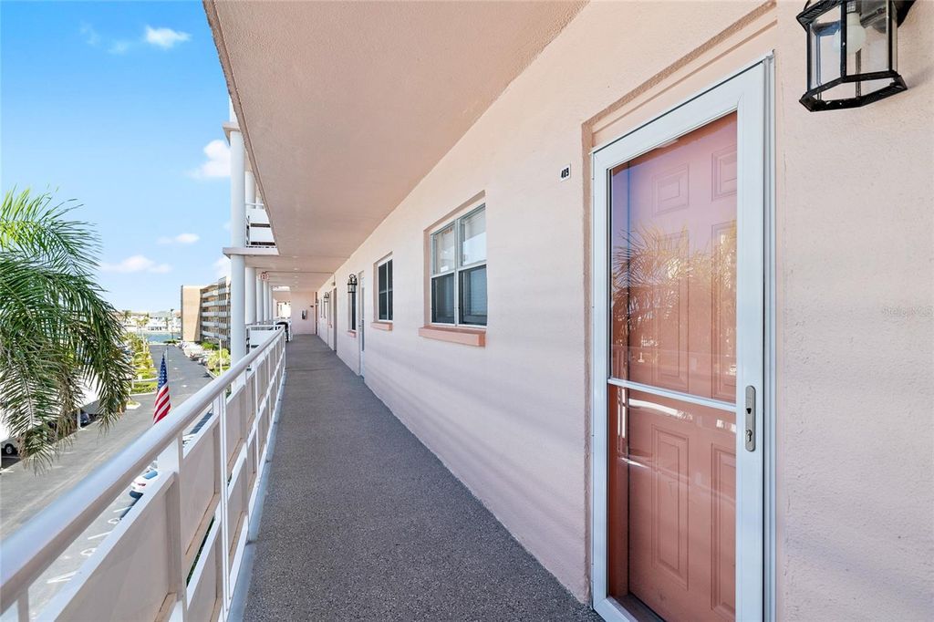 Photo of 6025 Shore Boulevard S #409, Gulfport, FL 33707 (MLS # TB8386058)