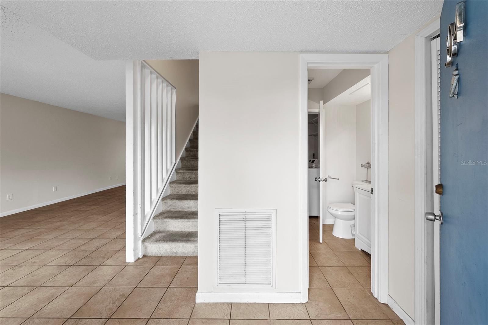 4001 BENEVA ROAD 304