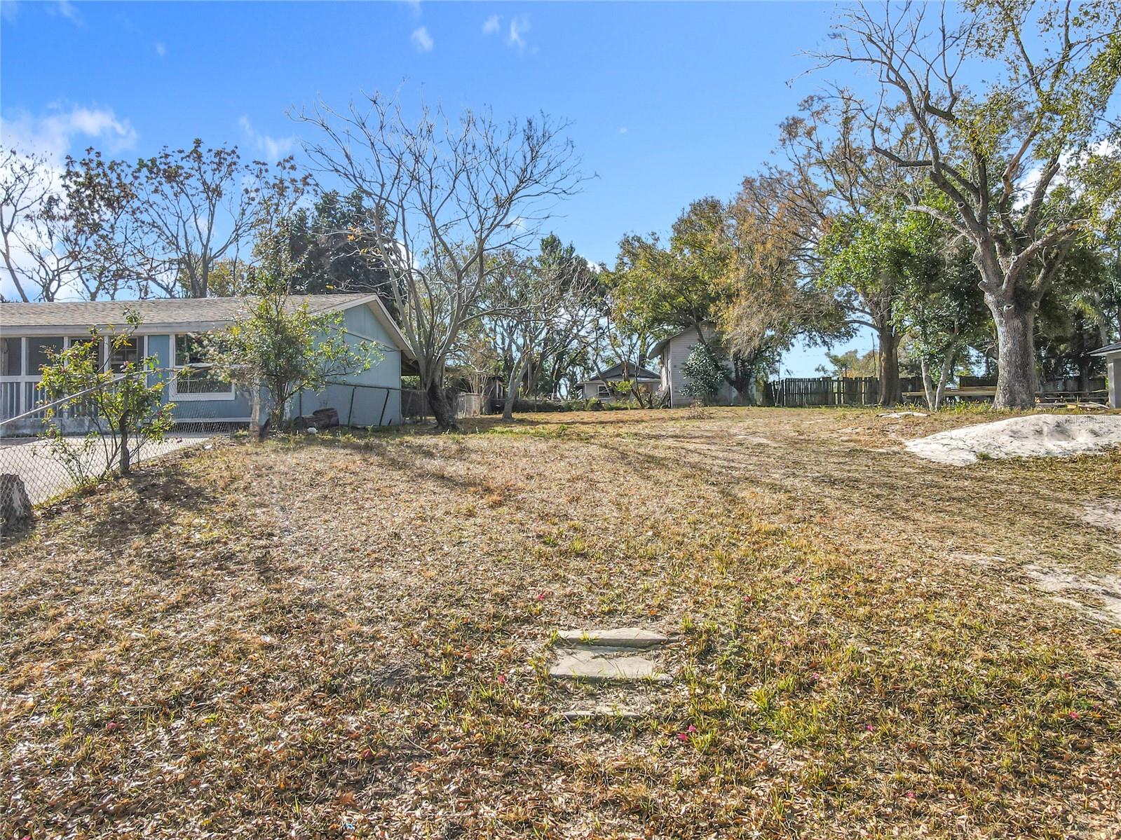 TWIN LAKE PARK RESUB - Land