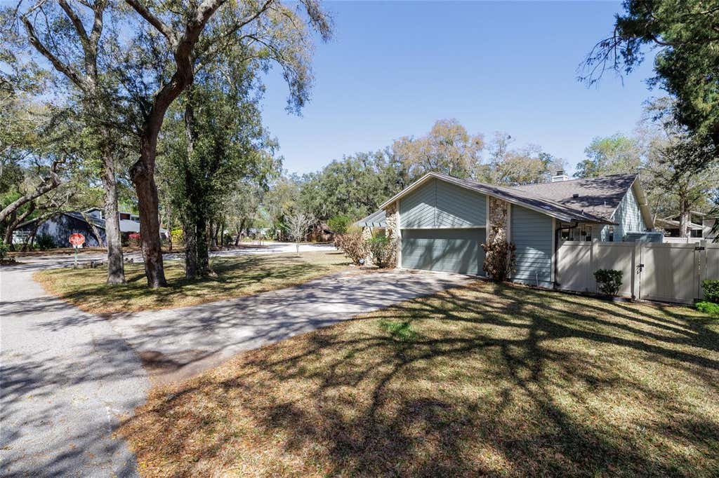 Photo of 317 Oak Fern Circle, Ormond Beach, FL 32174 (MLS # FC320891)