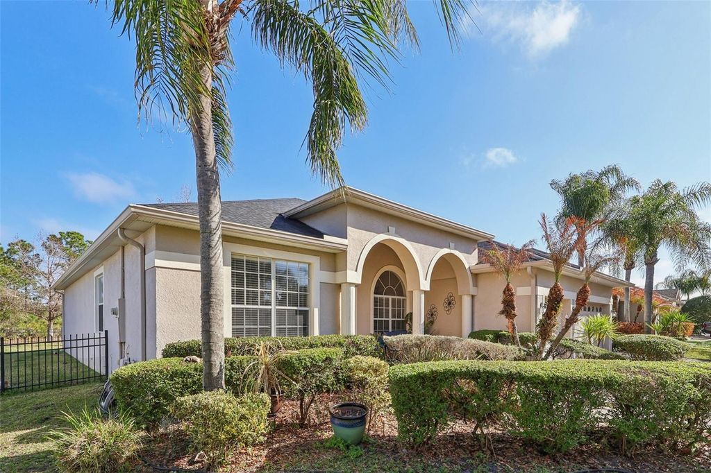 Photo of 3668 Hollywood Place, Oviedo, FL 32766 (MLS # V4947603)