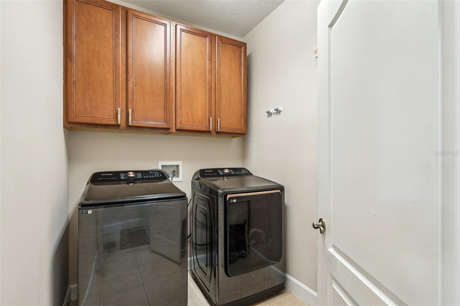 LIVE OAK RESERVE UNIT THREE - Residential