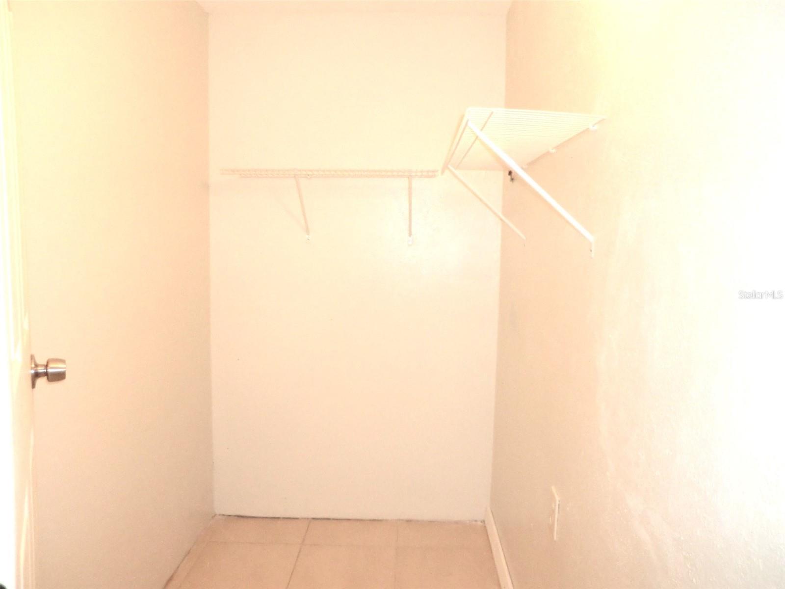 CAMBRIDGE J CONDO - Residential Lease