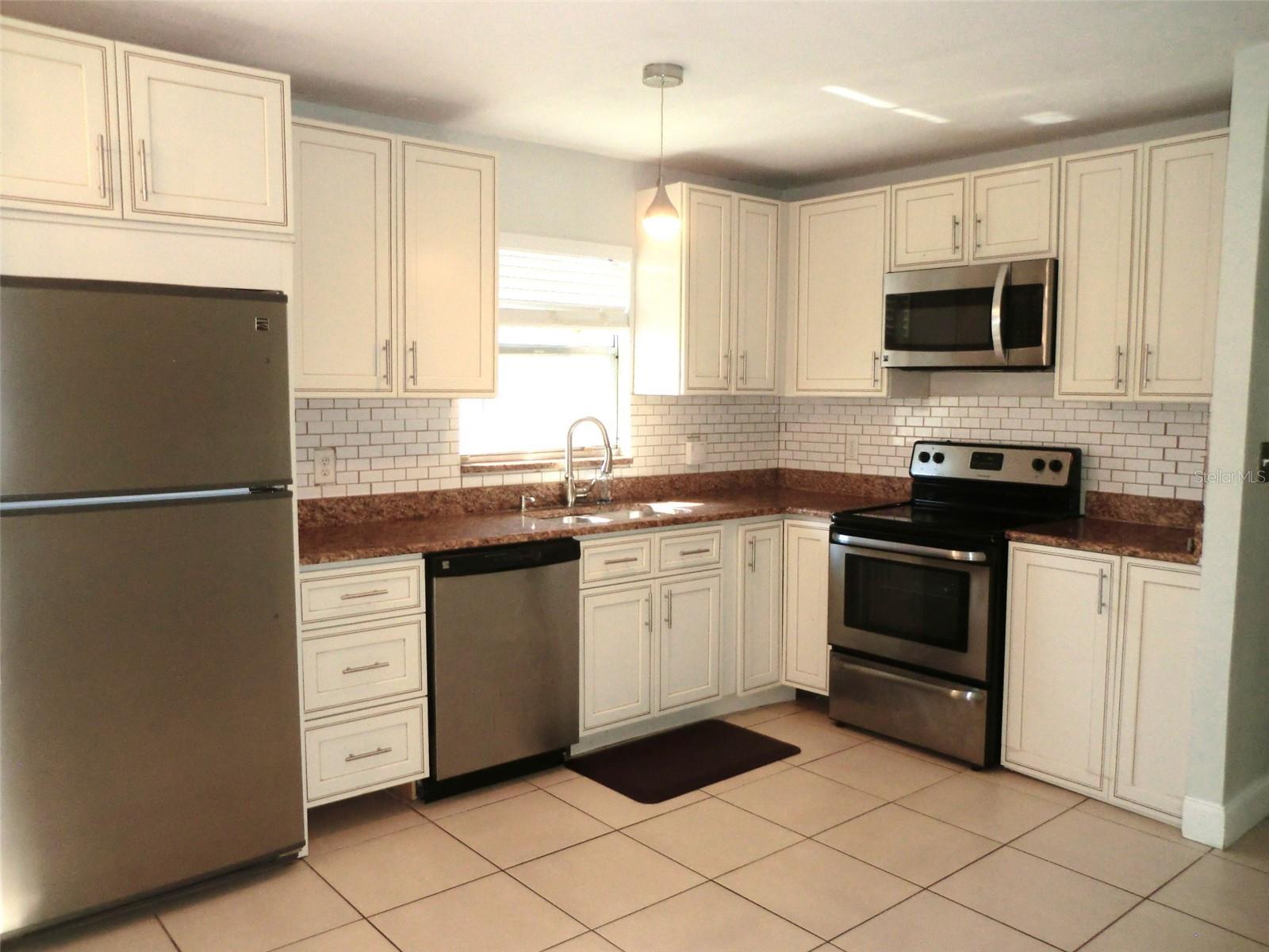 CAMBRIDGE J CONDO - Residential Lease