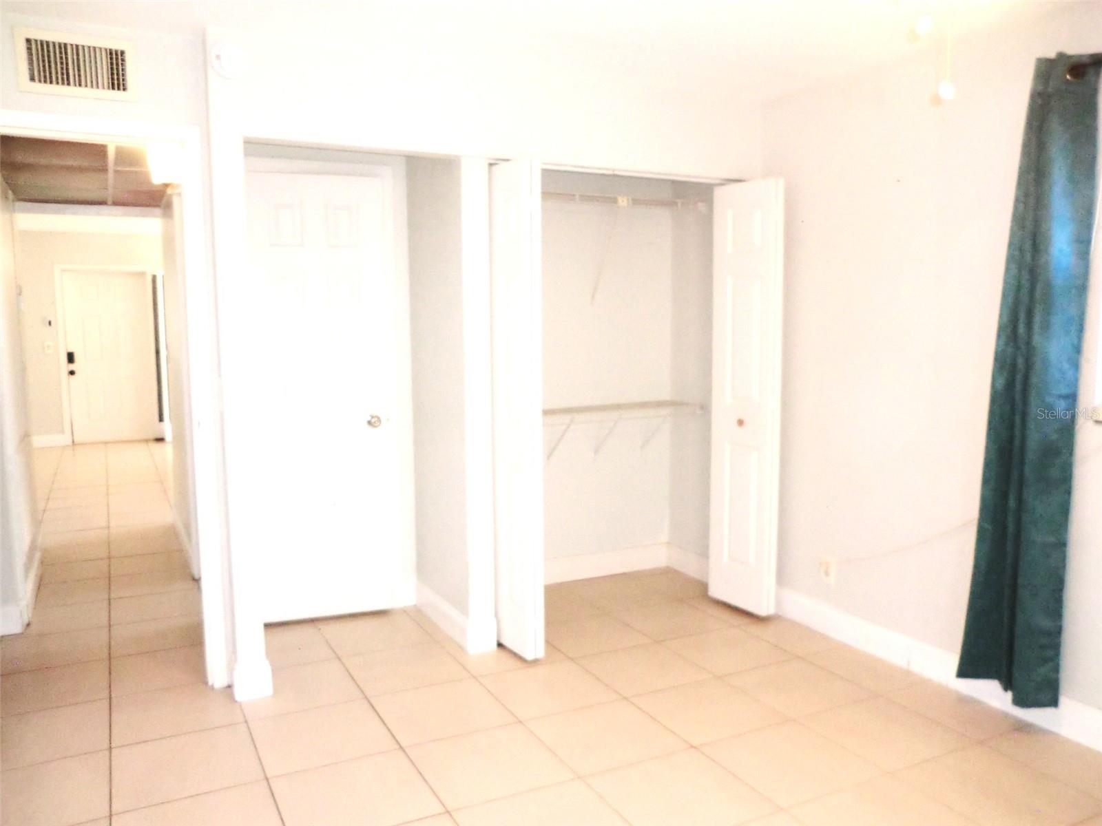 CAMBRIDGE J CONDO - Residential Lease