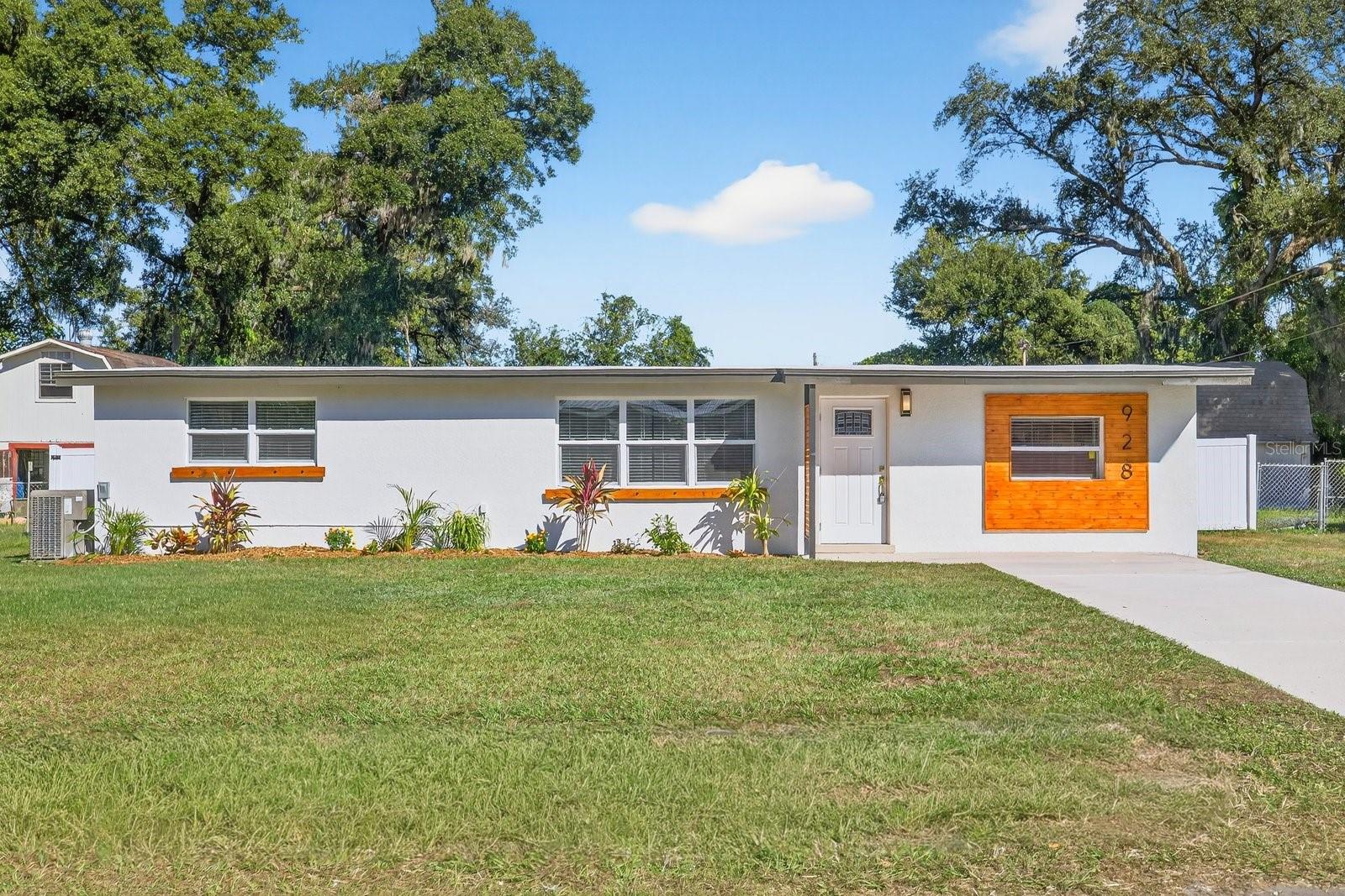 BELL SHOALS GARDENS - Residential