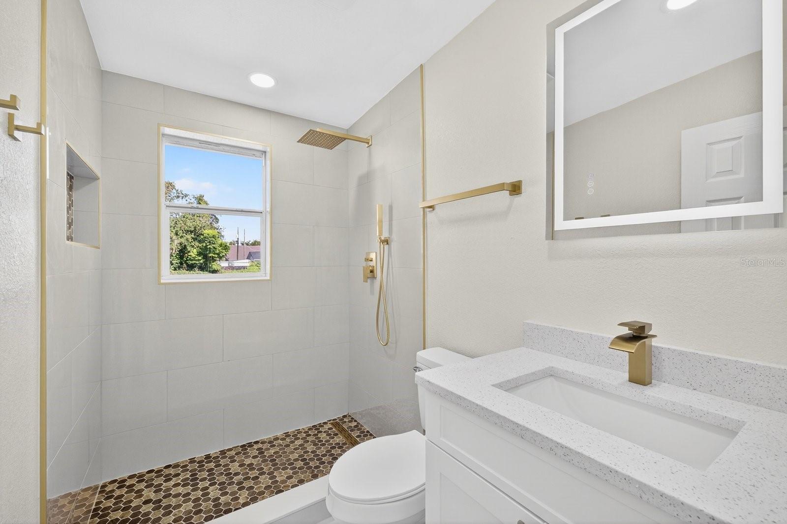 BELL SHOALS GARDENS - Residential