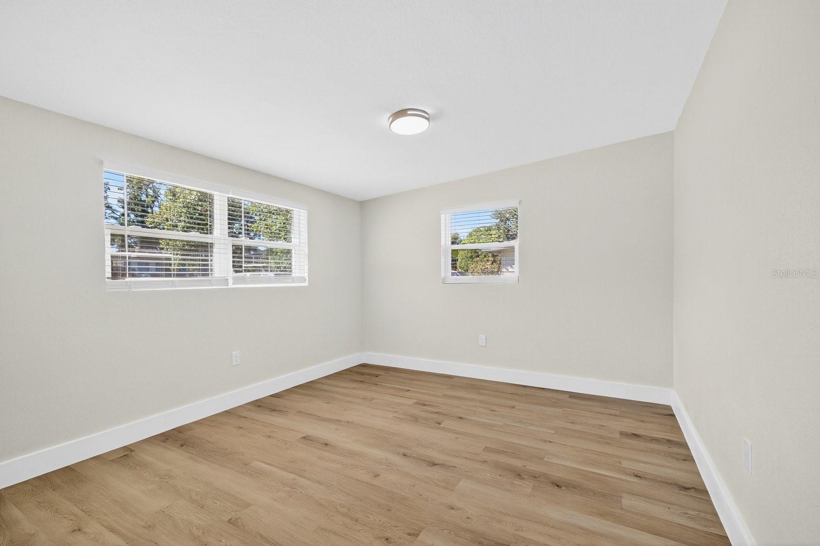 BELL SHOALS GARDENS - Residential