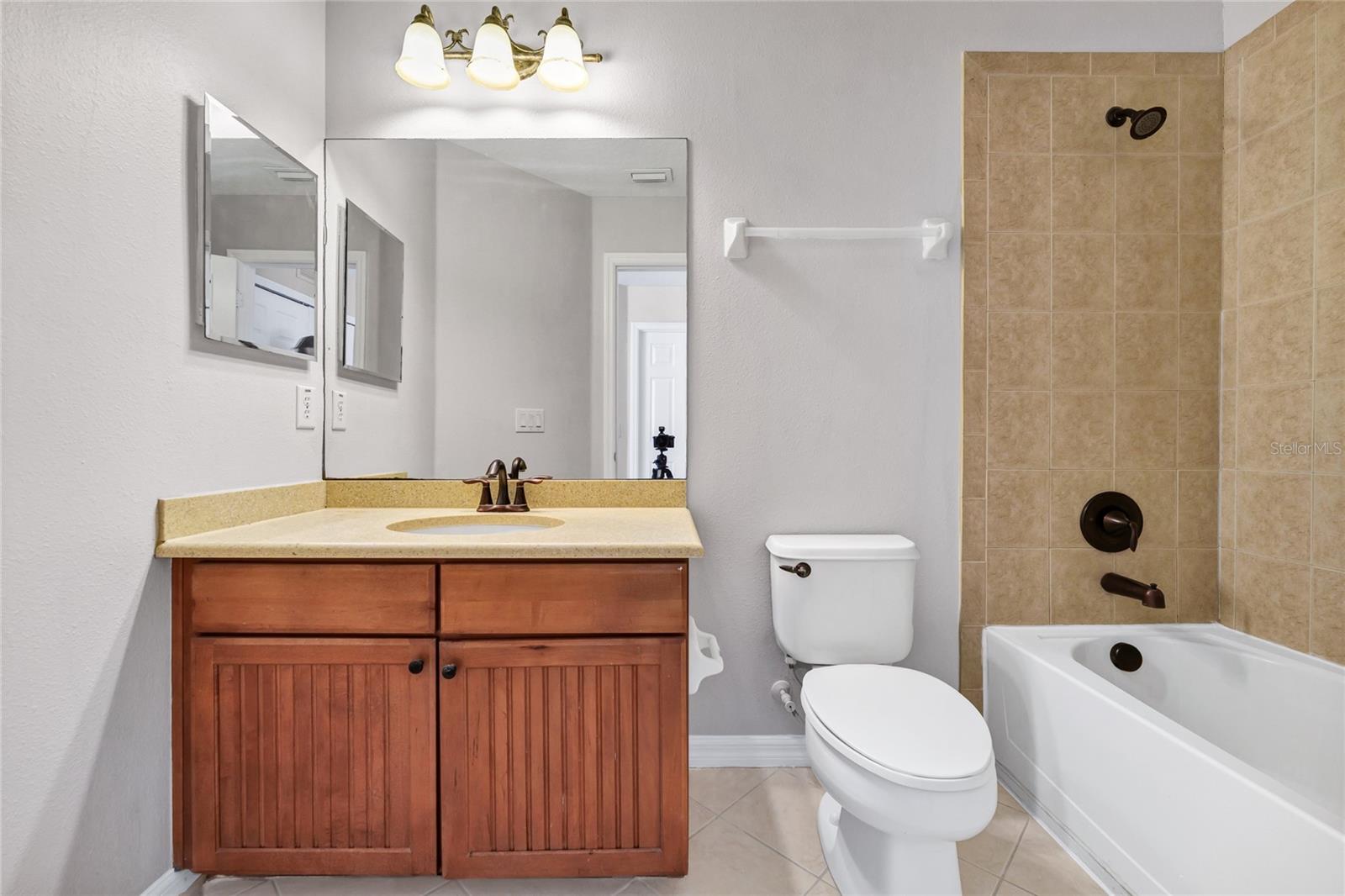 TUSCANY PLACE TWNHMS - Residential