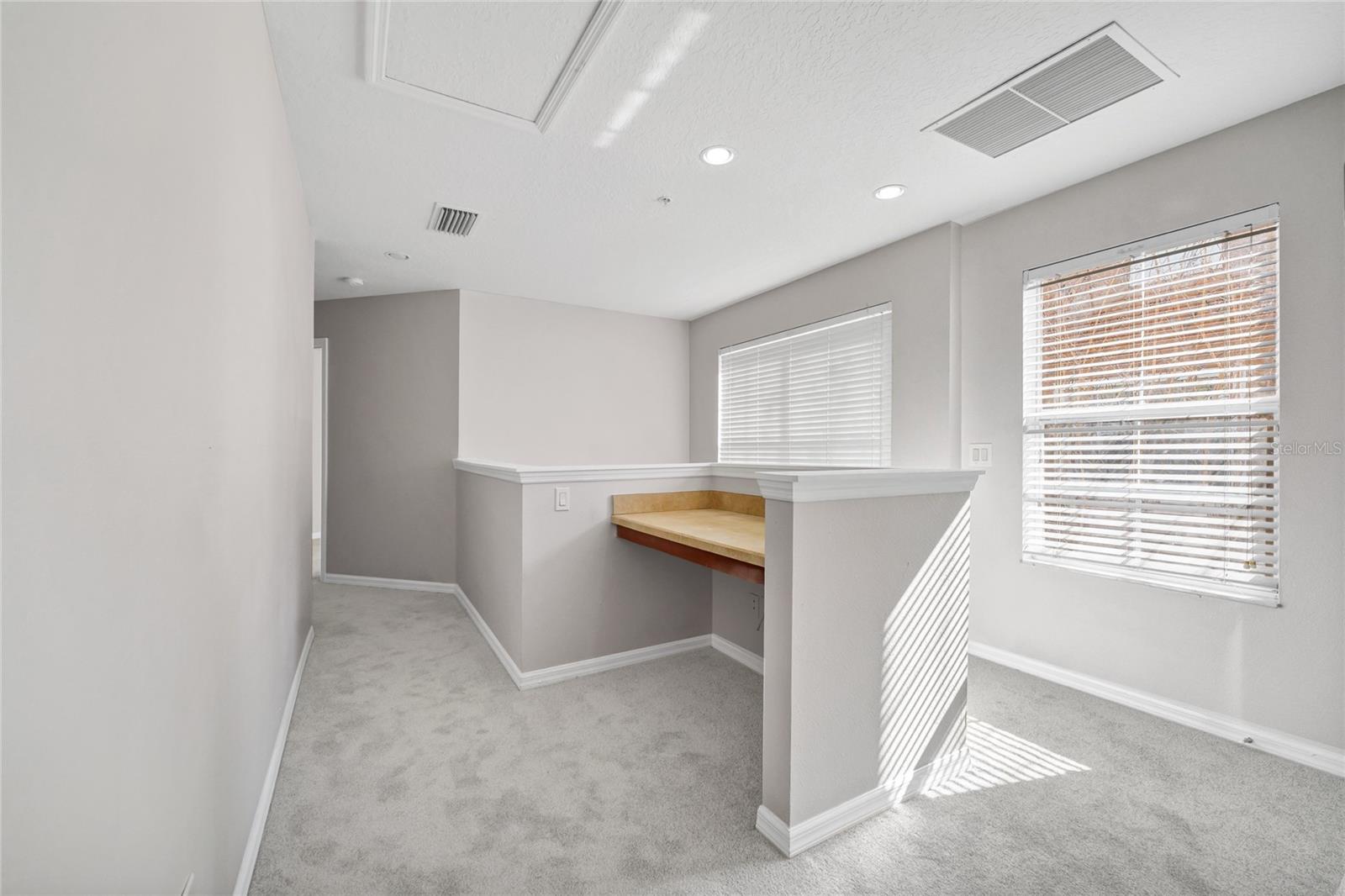 TUSCANY PLACE TWNHMS - Residential