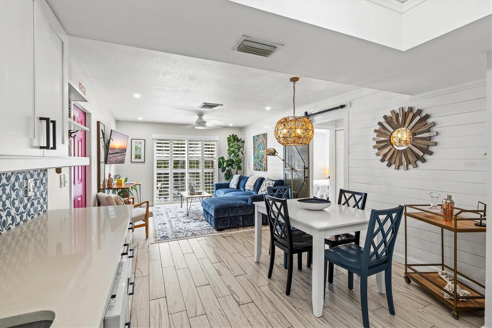 EDGEMERE - Residential Income