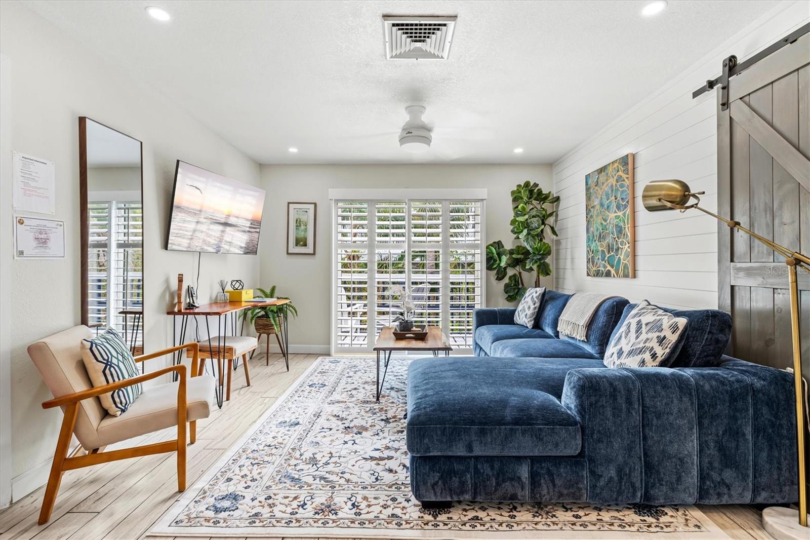 EDGEMERE - Residential Income