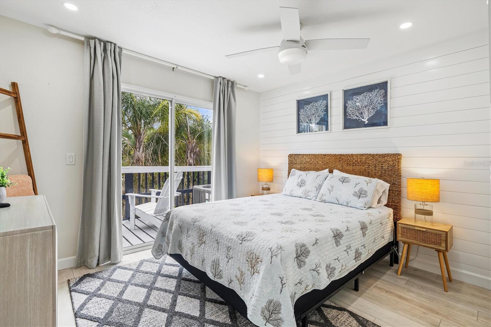 EDGEMERE - Residential Income