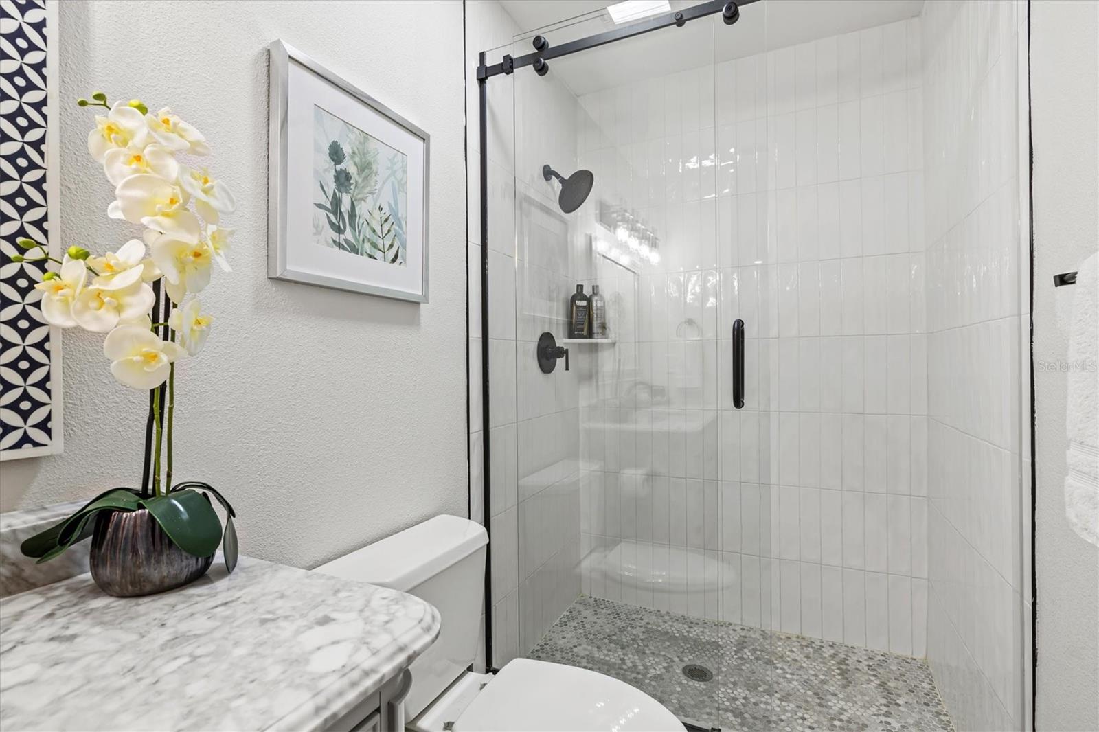 EDGEMERE - Residential Income