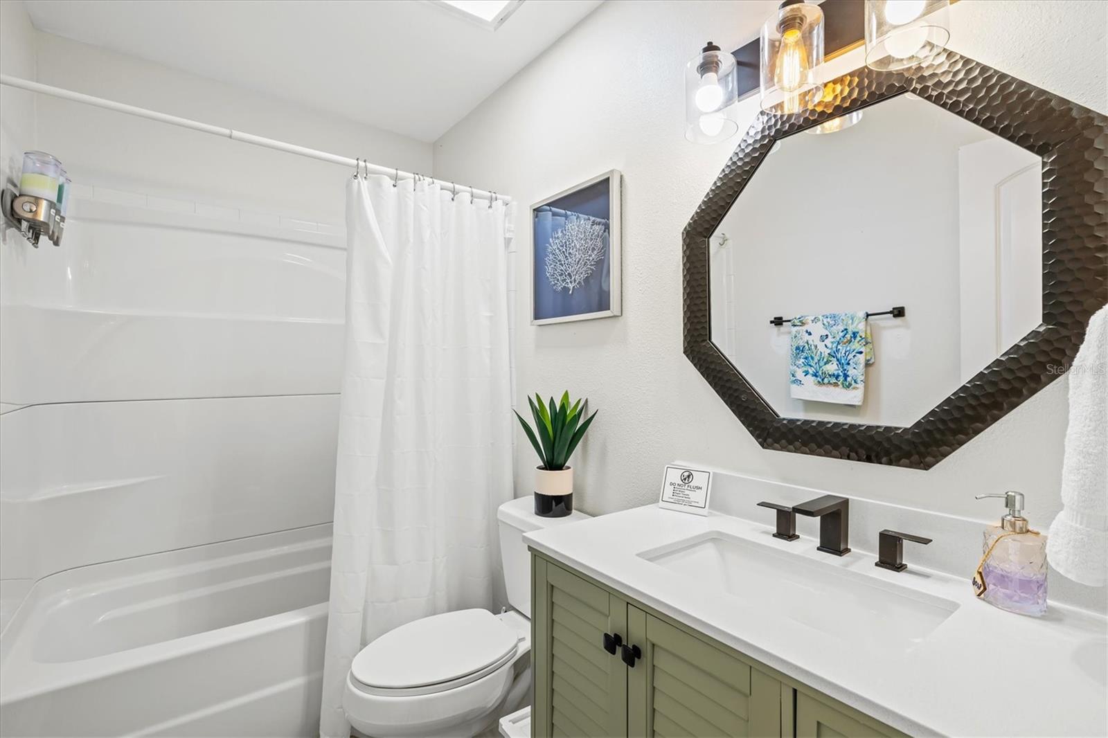 EDGEMERE - Residential Income