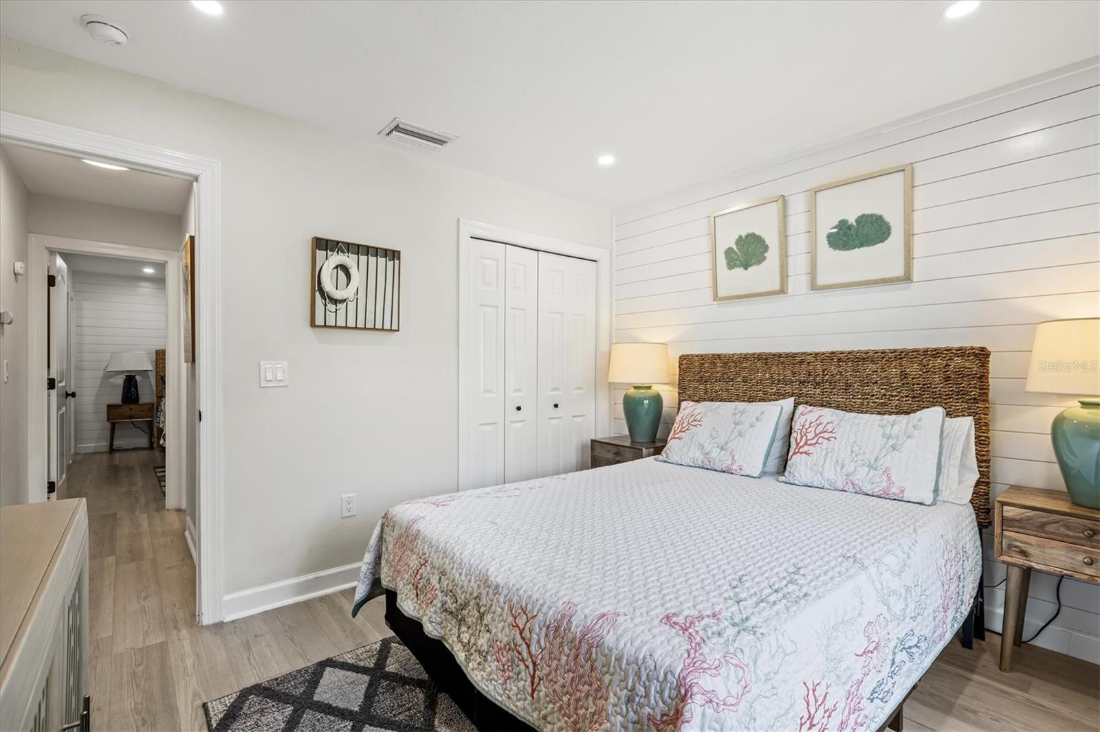 EDGEMERE - Residential Income