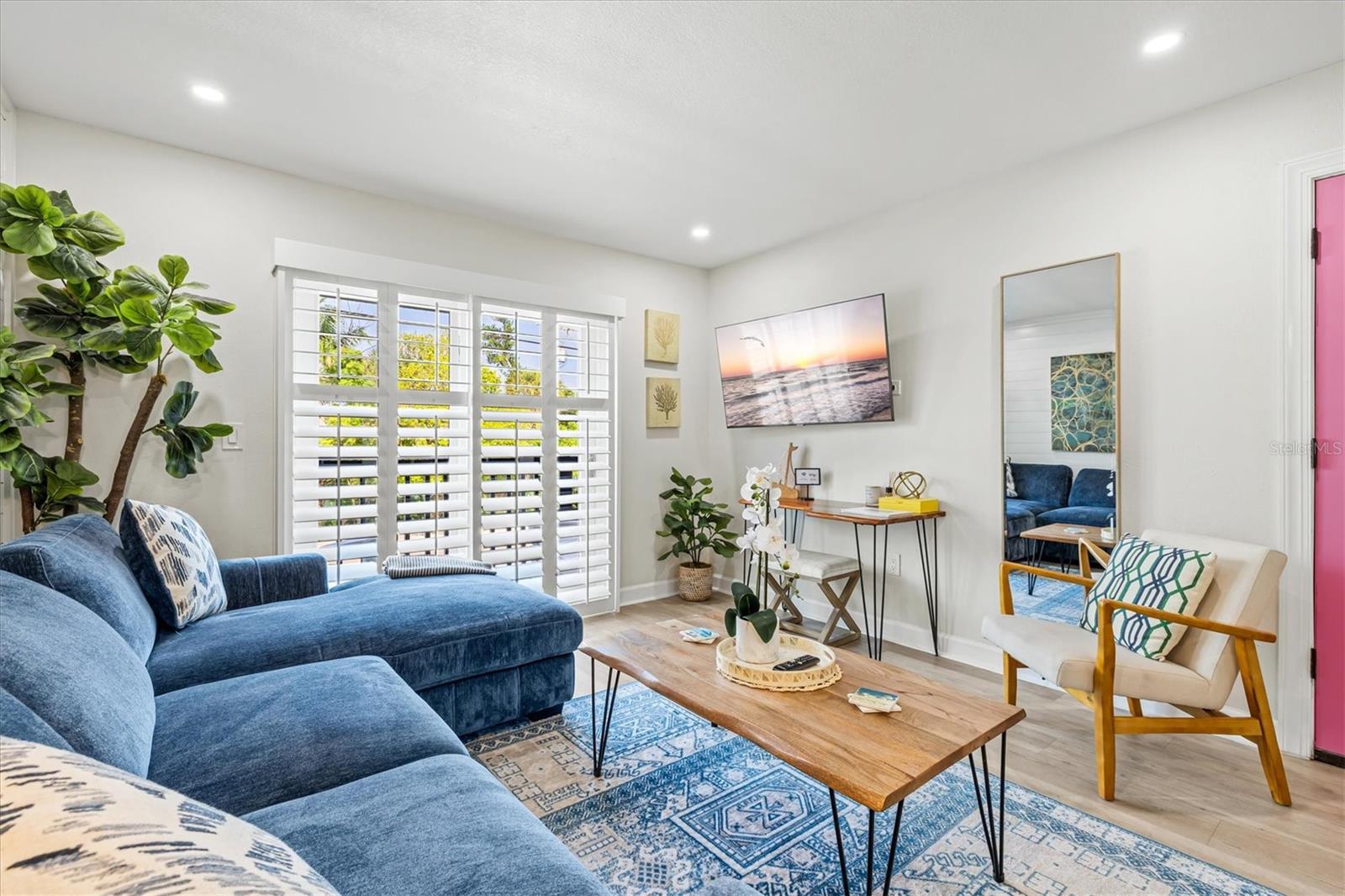 EDGEMERE - Residential Income