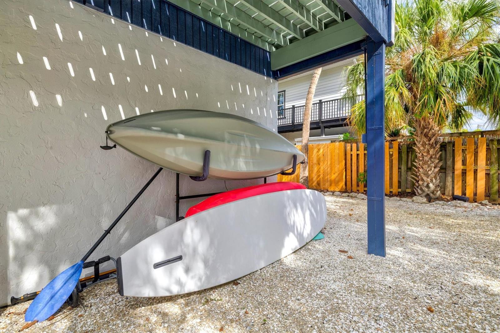 EDGEMERE - Residential Income