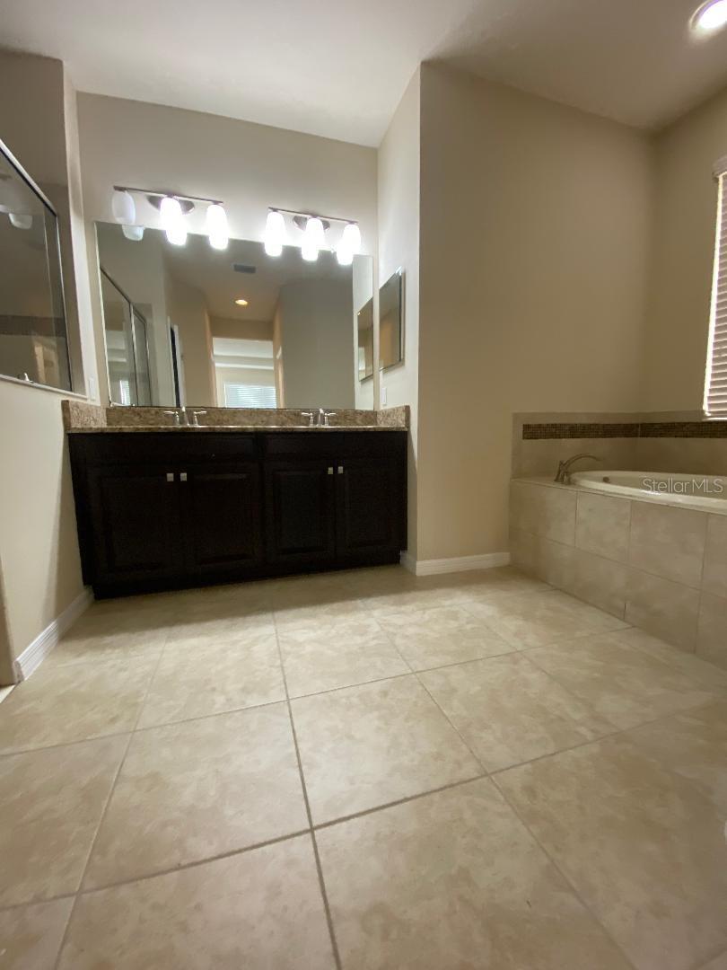 PALMS AT CITRUS PARK - Residential Lease