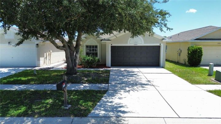 Photo 1 of 32 — 12922 FIELDMOOR COURT, RIVERVIEW, FL 33579