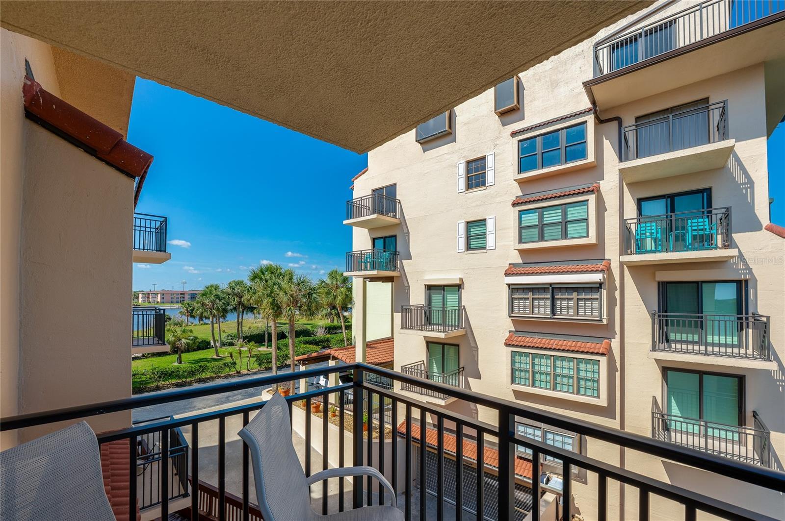 MARINA POINT PH 01 CONDO - Residential