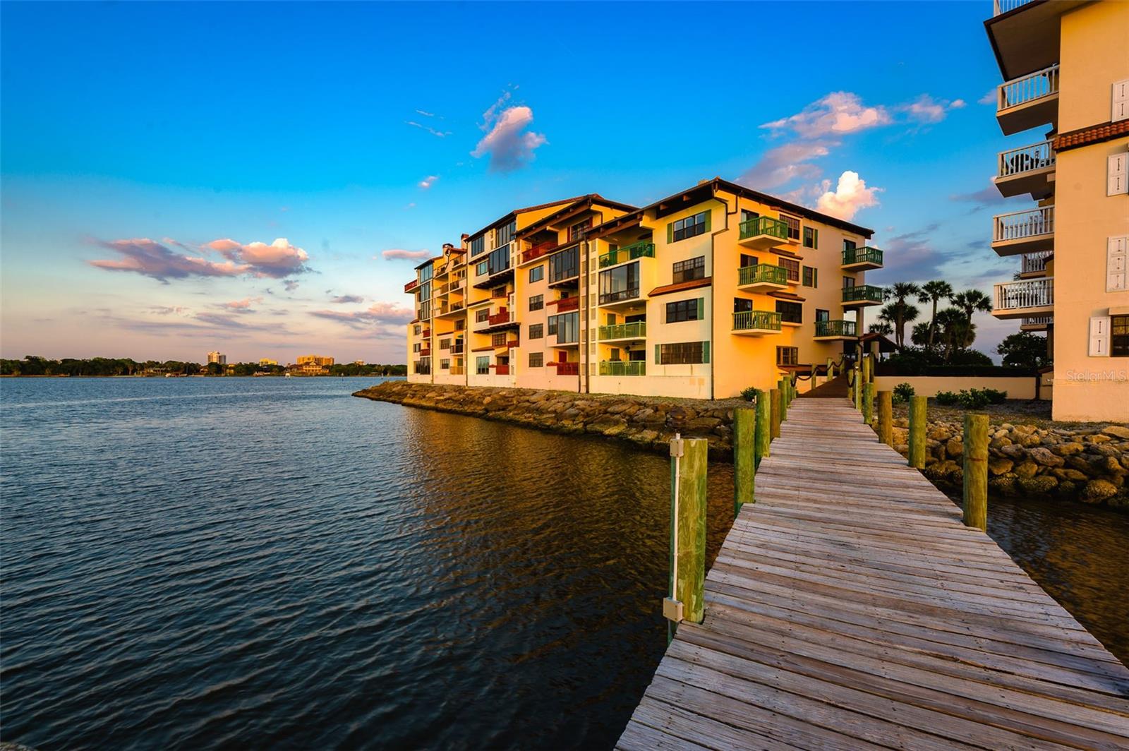 MARINA POINT PH 01 CONDO - Residential