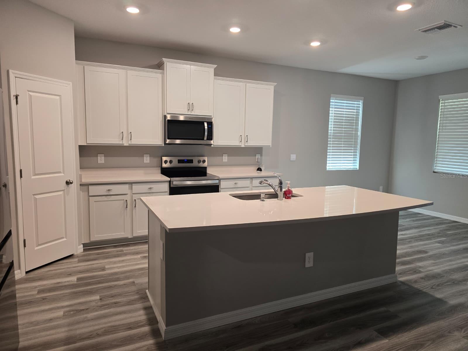 DEERBROOK PH 2 - Residential Lease