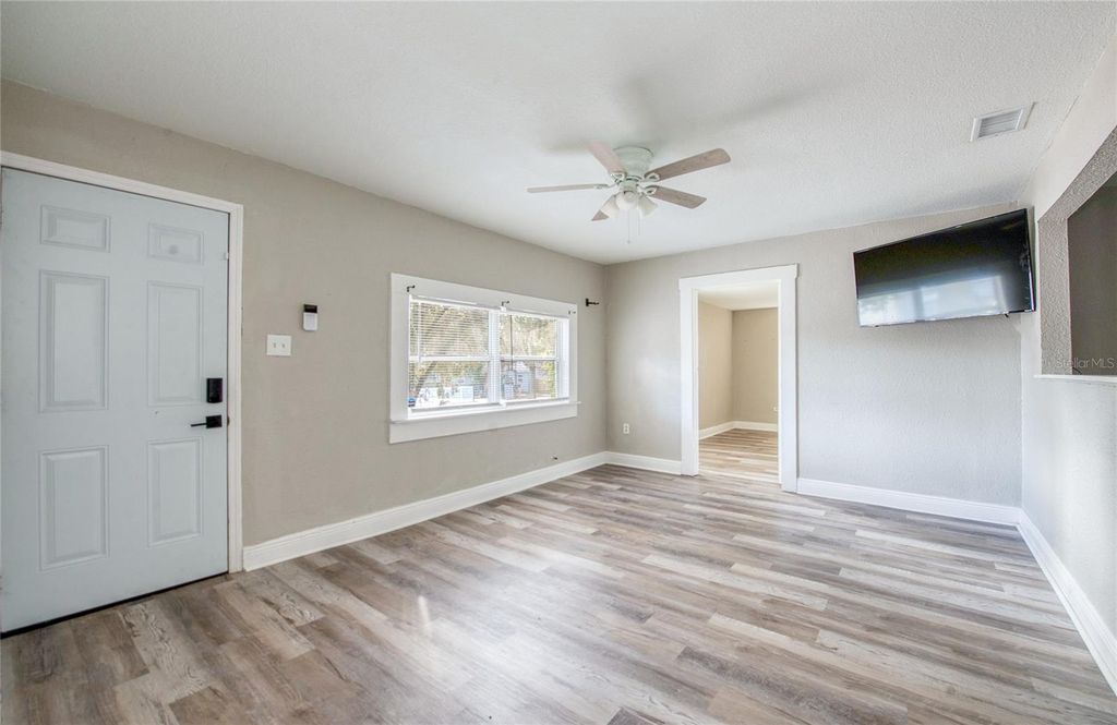 Photo of 1516 E Waters Avenue, Tampa, FL 33604 (MLS # TB8471248)