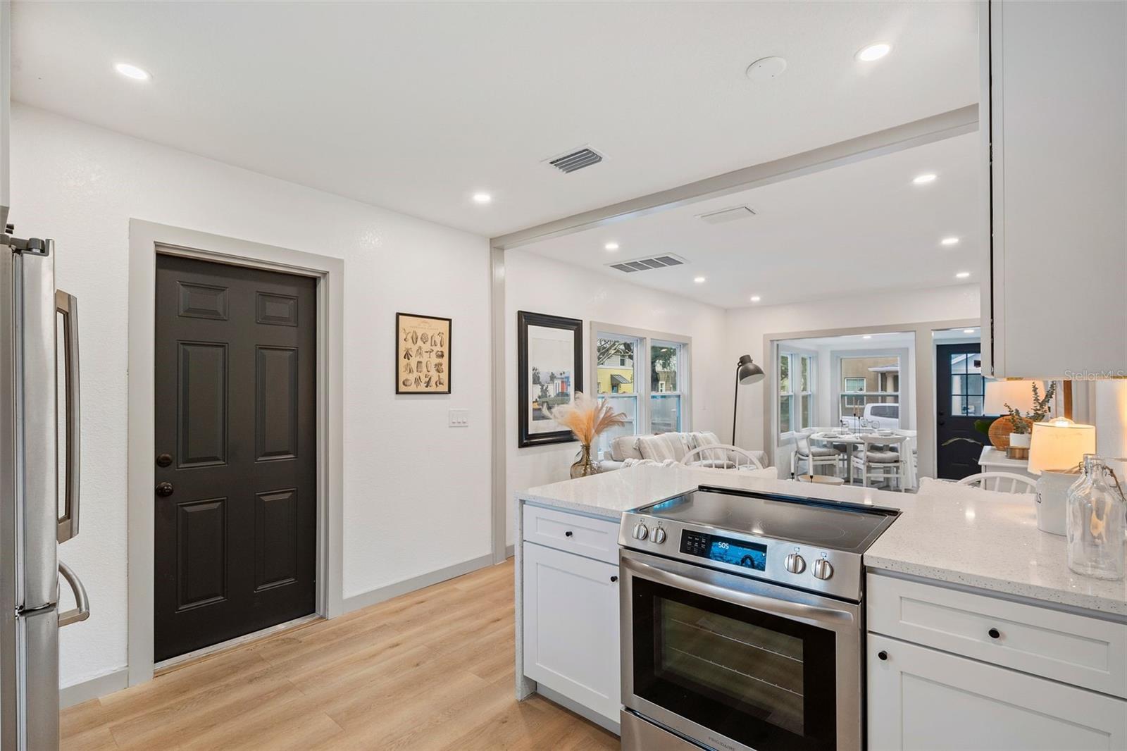 PRATHERS SIXTH ROYAL - Residential