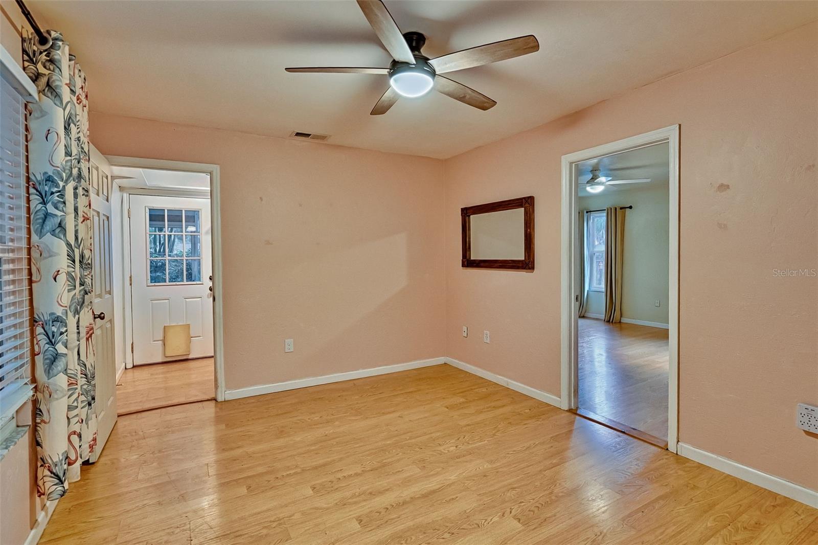 SUN CREST - Residential