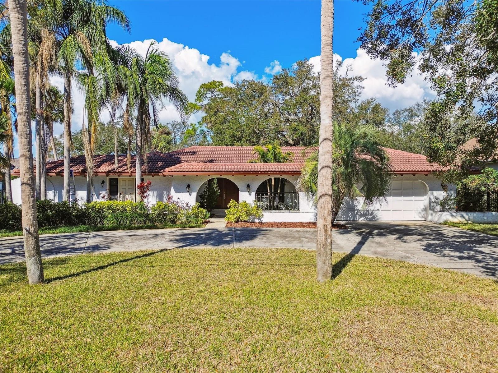 4609 W SAN MIGUEL STREET