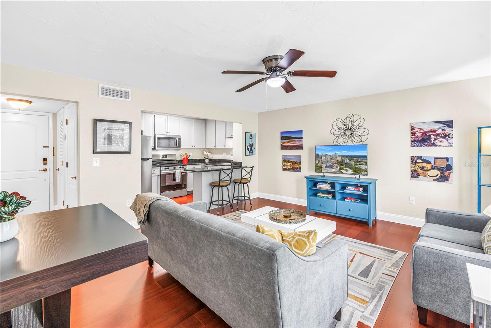 210 5TH AVENUE S 303