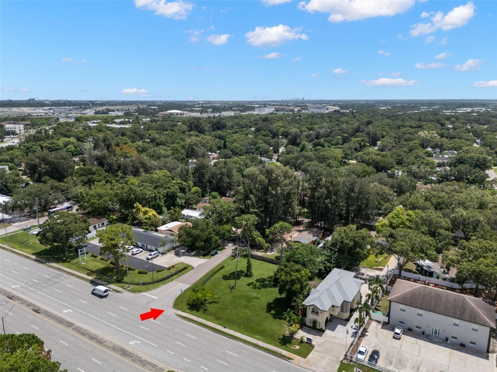 5670 ROOSEVELT BOULEVARD #4
