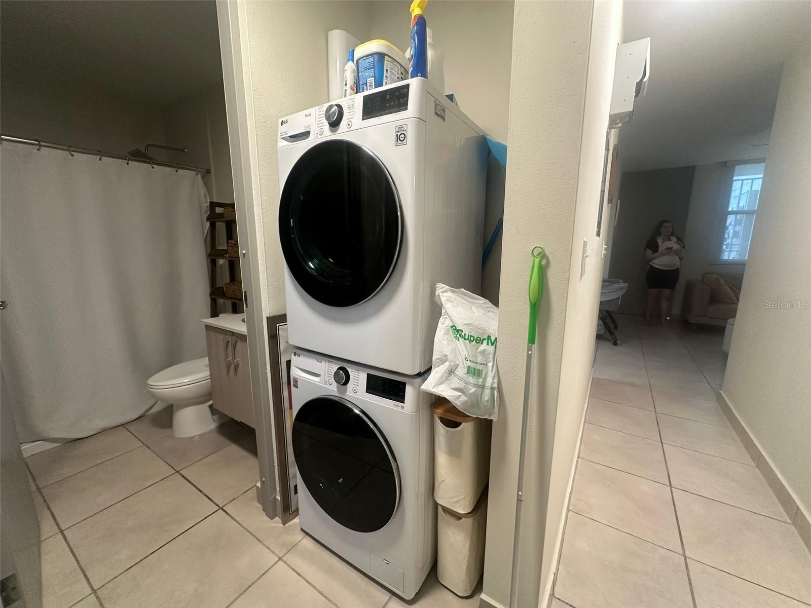 COND. PLAZOLETAS DE GUAYNABO - Residential Lease