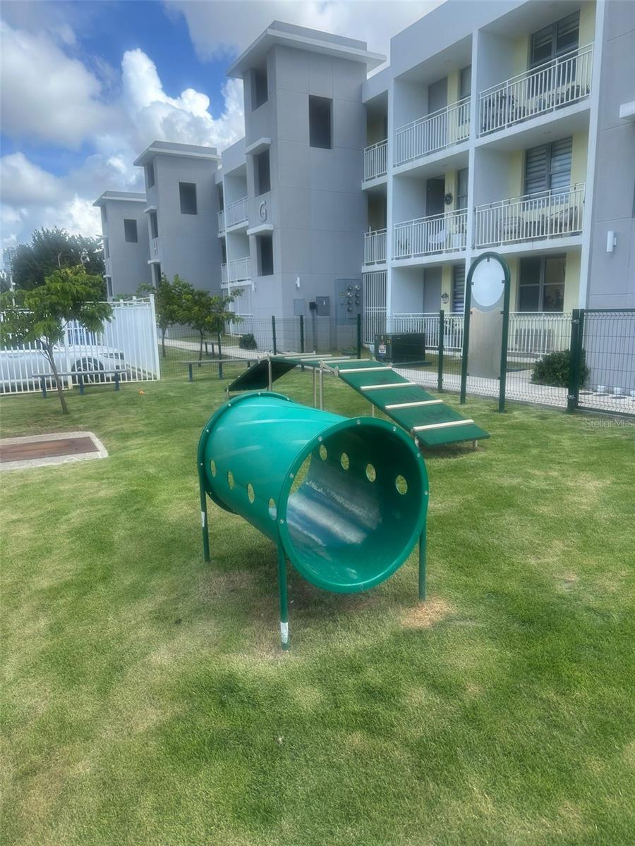 COND. PLAZOLETAS DE GUAYNABO - Residential Lease