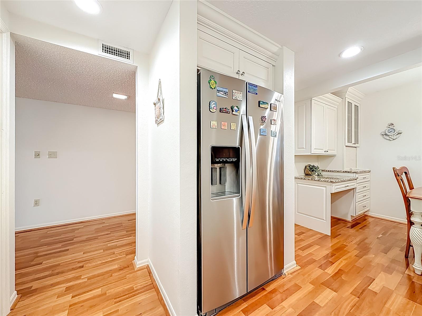 SILVER SANDS - Residential